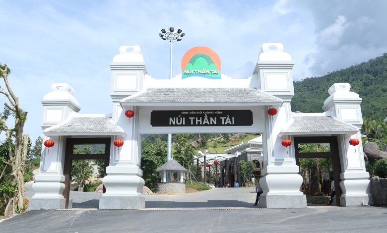 Núi Thần Tài (nguồn: datphongresort.com)