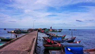 Làng chài tại Ninh Thủy từ góc nhìn trên cao (nguồn: vinpearl.com)