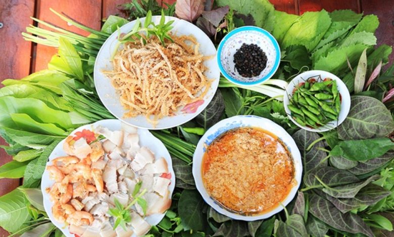 Đặc Sản Gỏi Lá Kon Tum: Hương Thơm Núi Rừng Với Hơn 40 Loại Lá