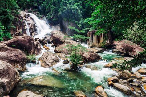 Thác Bà Bình Thuận (nguồn: 123tadi.com)