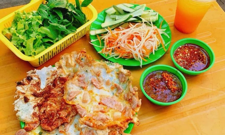 Bánh Ép Huế: Món Ngon Bình Dân Với Hương Vị Đặc Trưng