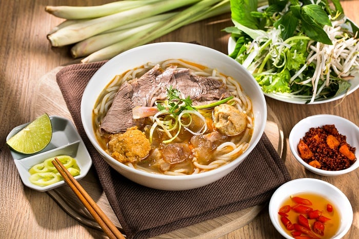 Huế - Top 5 đặc sản ngon Rẻ ăn là ghiền