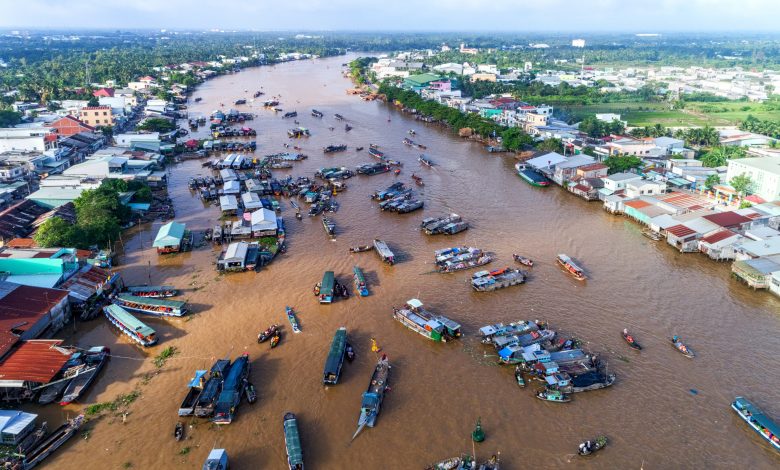 Chợ Nổi Cái Răng Cần Thơ - Mua bán theo phương thức "4 treo"