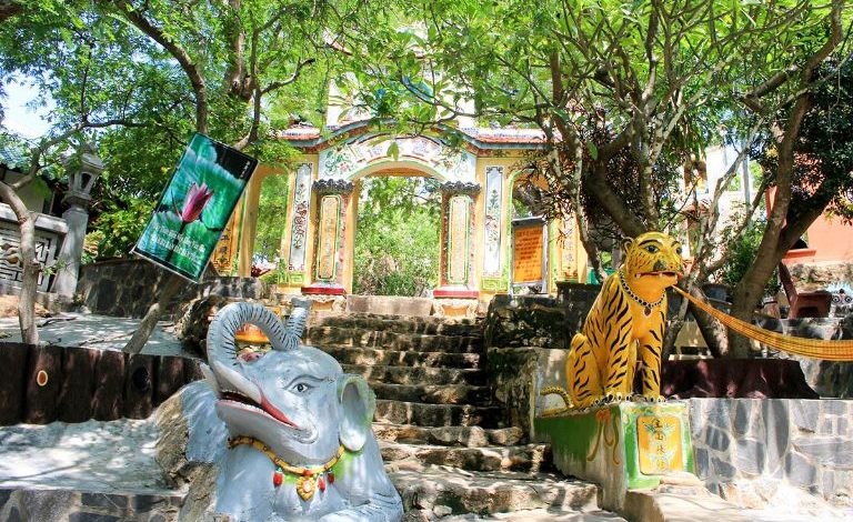 Chùa Hang Bình Thuận (nguồn: motogo.vn)