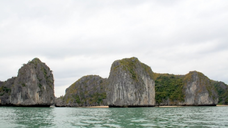 Bãi biển Ba Trái Đào