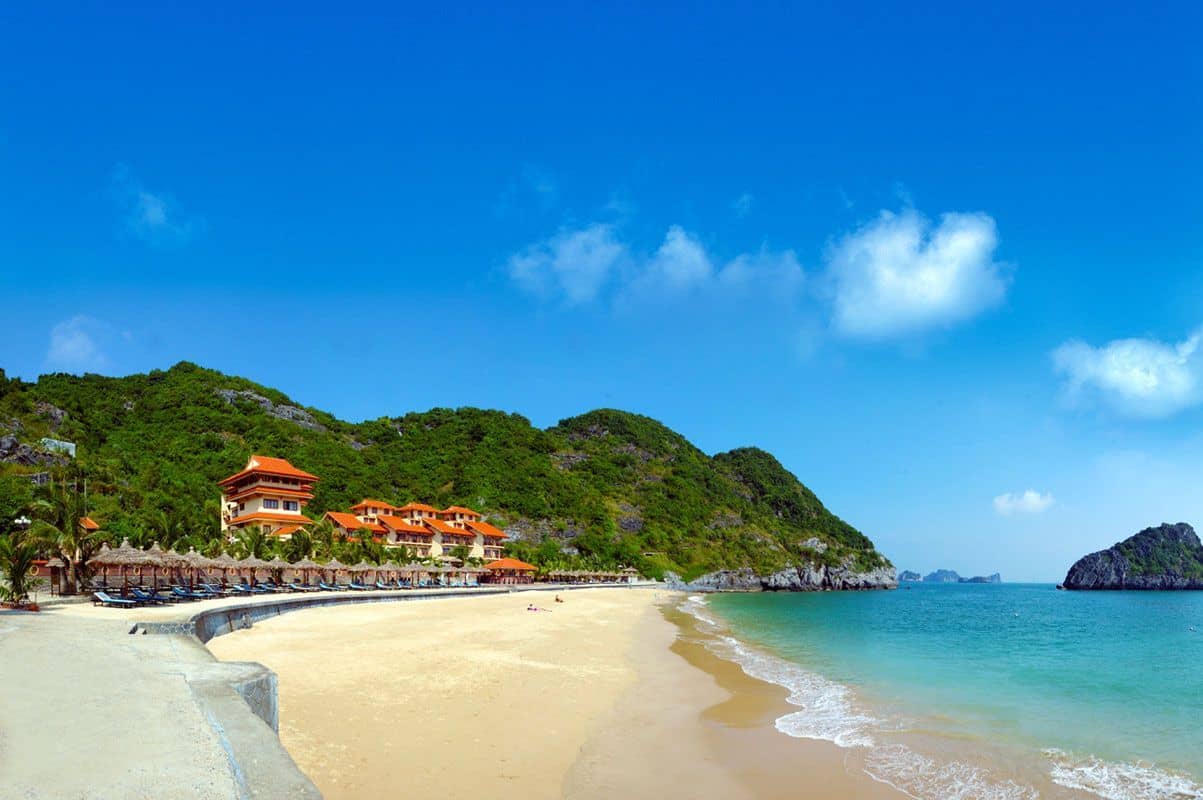 Bãi biển Đồi Rồng Hải Phòng