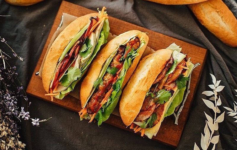 Bánh mì: Món ăn sáng tiện lợi