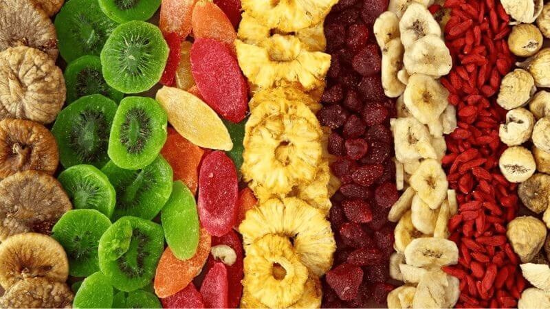 Đồ ngọt và thực phẩm chứa nhiều đường