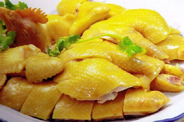 Gà chín cựa đặc sản Bắc Ninh