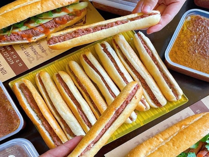 Hình ảnh Bánh mì cay Hải Phòng
