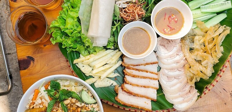Hình ảnh Bánh tráng cuốn thịt heo