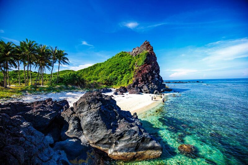 Hình ảnh bãi Lý Sơn: Bãi biển tuyệt đẹp và thiên nhiên hoang sơ