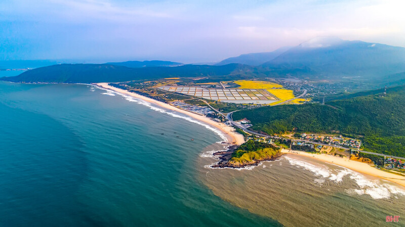 Hình ảnh bãi biển Vũng Áng