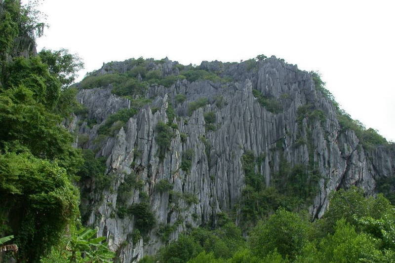 Hình ảnh các dãy núi đá vôi Tây Bắc