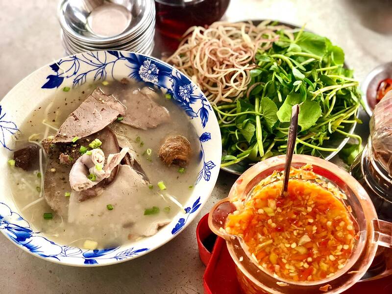 Hình ảnh cháo lòng Cái Tắc