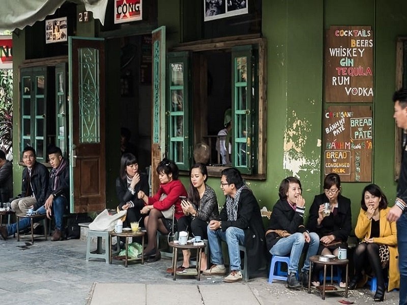Hình ảnh đi cà phê sớm