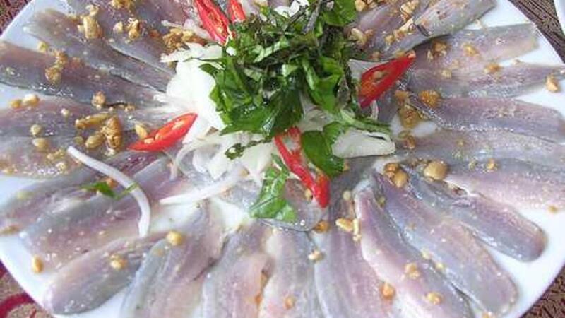 Hình ảnh gỏi cá chình