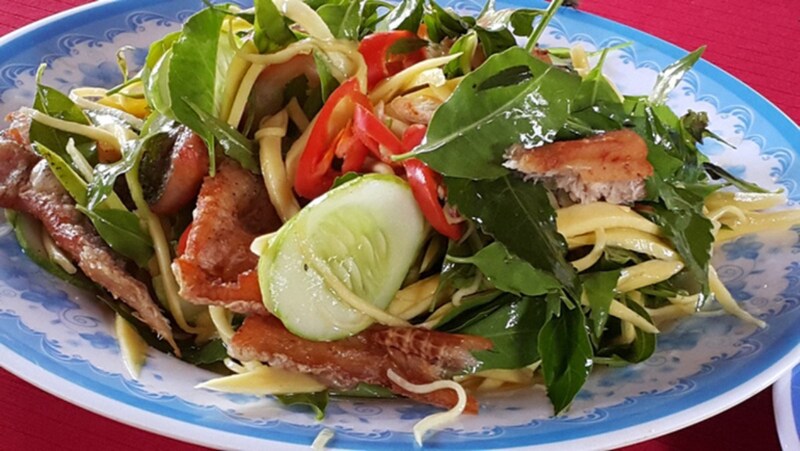 Hình ảnh gỏi sầu đâu cá sặc