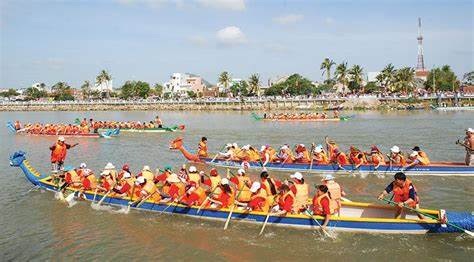 Hình ảnh lễ hội đua thuyền