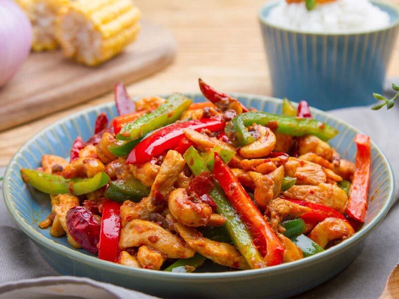 Hình ảnh Gà xào sả ớt