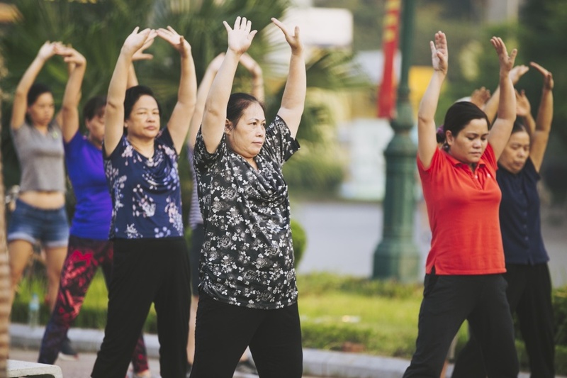 Hình ảnh tập thể thao sáng sớm