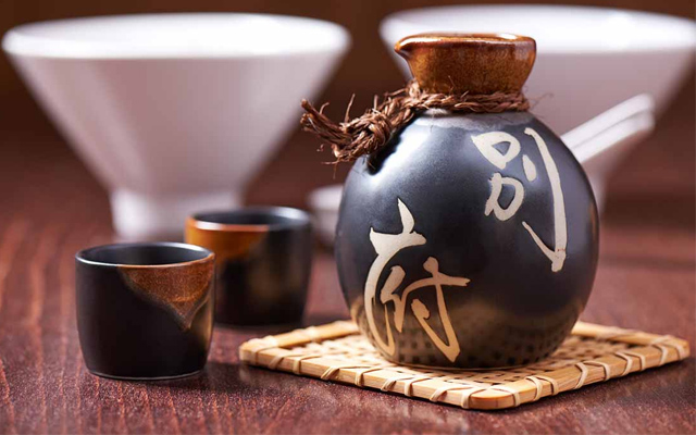 Rượu làng Vân đặc sản Bắc Ninh