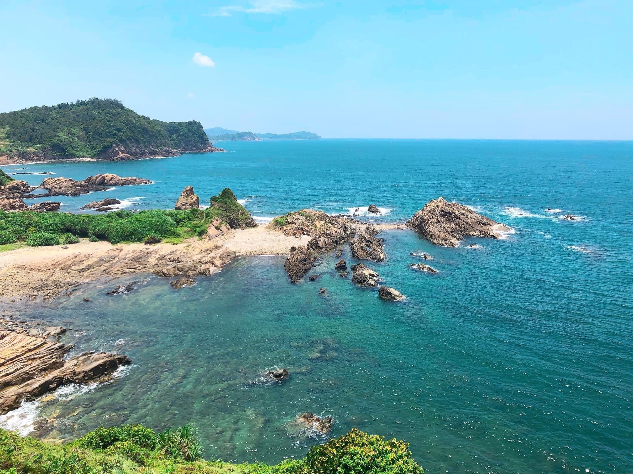 Hình ảnh bãi biển cô tô