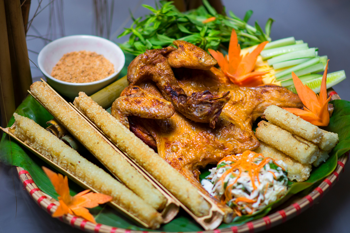 Hình ảnh gà nướng cơm lam