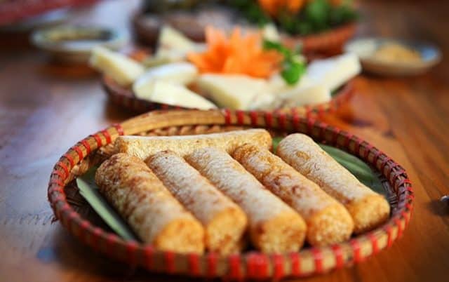 Hình ảnh cơm lam Đăk Lăk