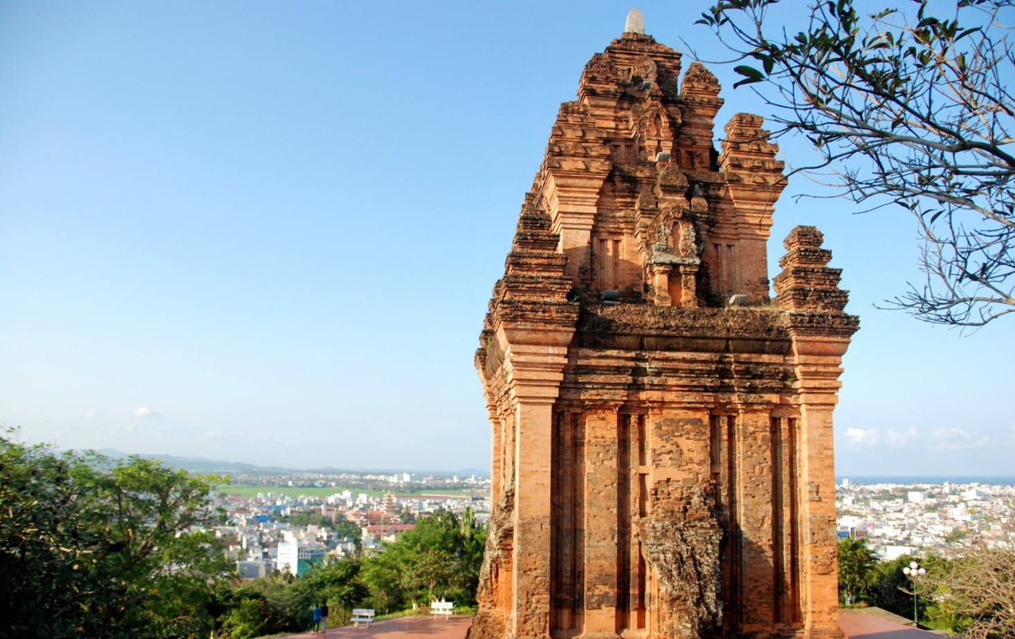 Hình ảnh tháp nahnj Phú Yên