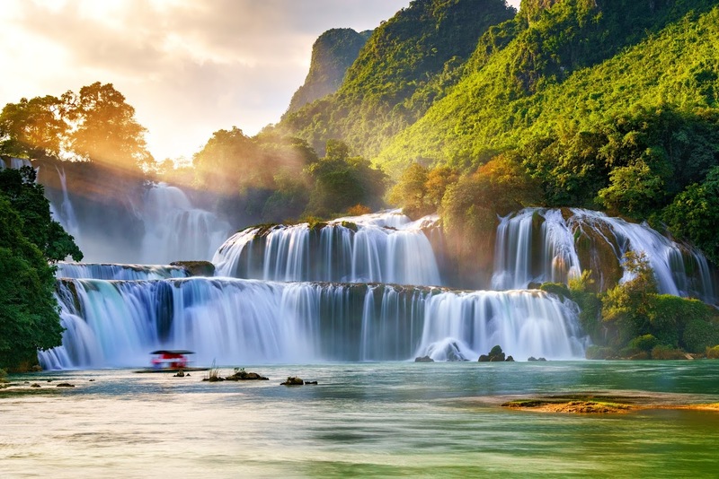 Ảnh thác Bản Giốc