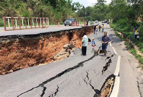 Địa Chấn (Earthquake)