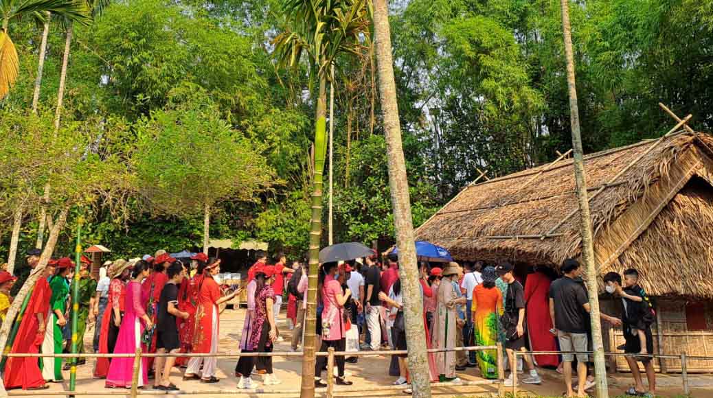 Du lịch và các điểm đến hấp dẫn