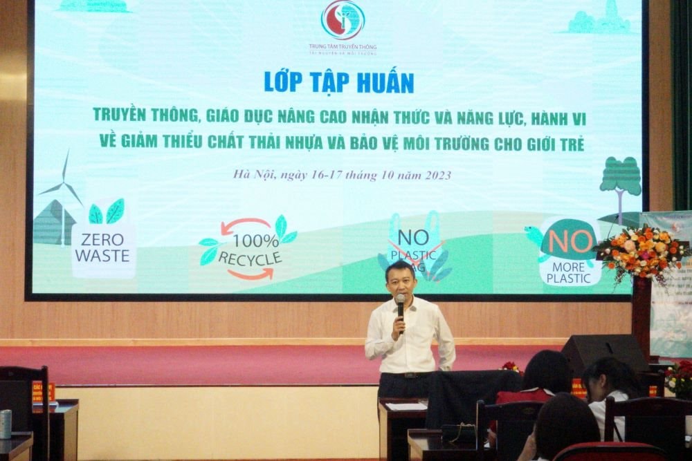 Giáo dục và nâng cao nhận thức