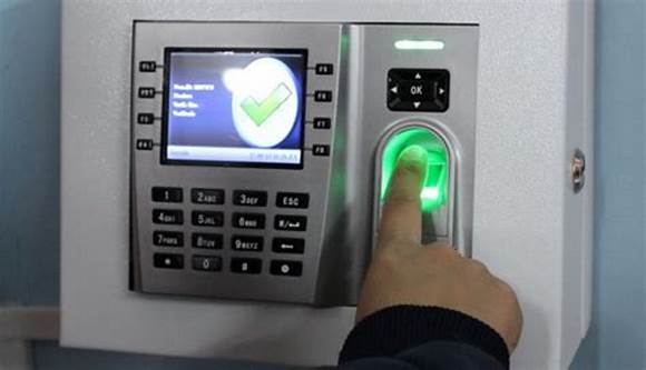 Máy cảm biến vân tay 
