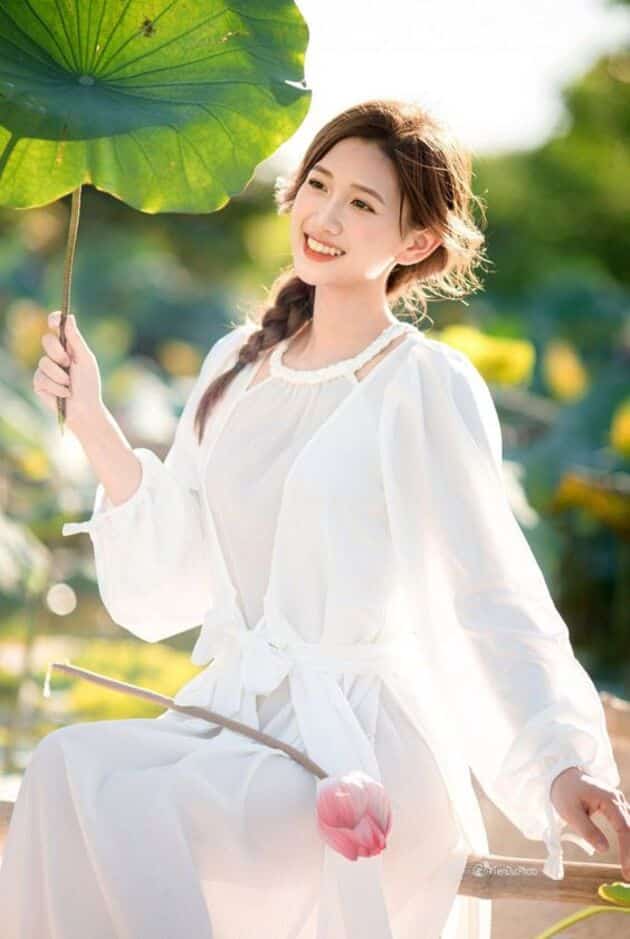 Vẻ đẹp người phụ nữ Việt Nam