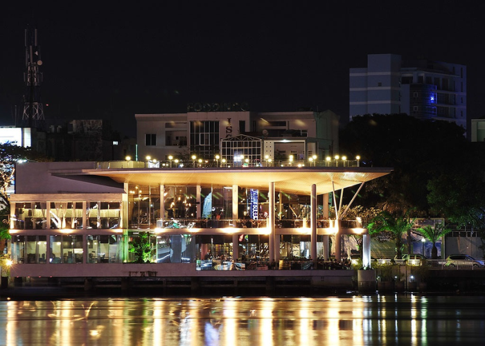 Nhà hàng view cầu Sông Hàn 